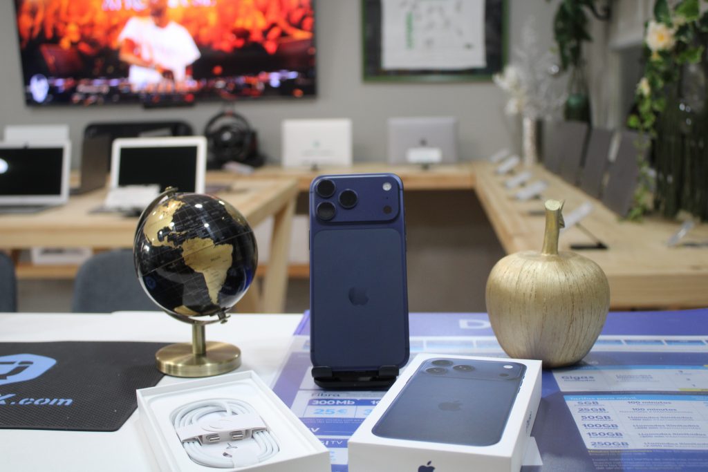 iPhone 17 Pro Max Azul Marino 256 GB