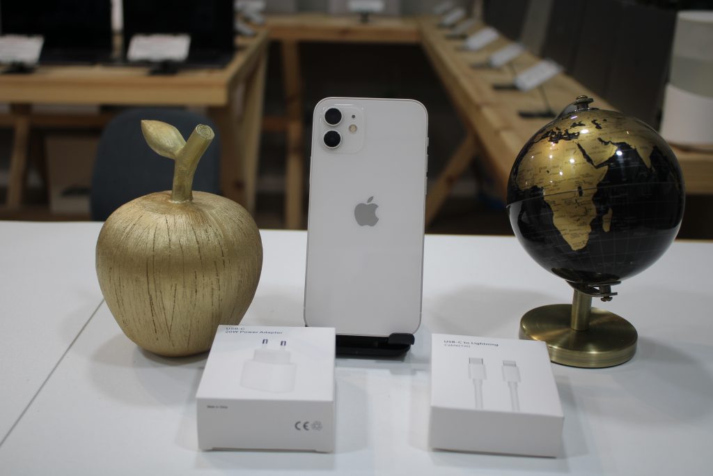 iPhone 12 Blanco 256GB
